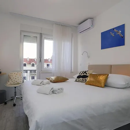Guest house Zvonko Split