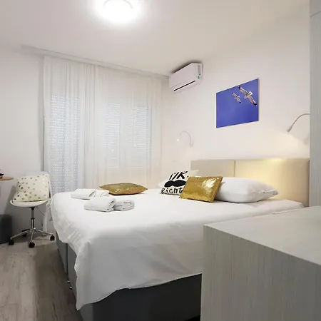 Zvonko Guest house 4*