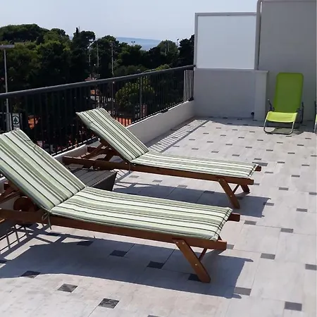 Zvonko Guest house 4*