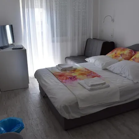Zvonko Pensionat Split